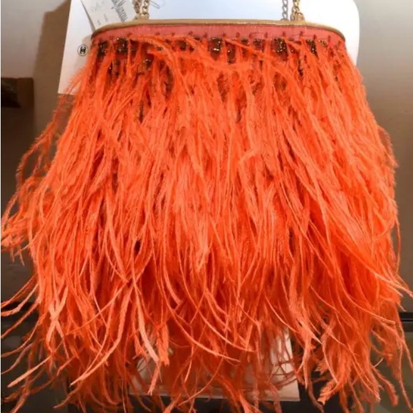 CHANEL VINTAGE OSTRICH BAG - Picture 3 of 5